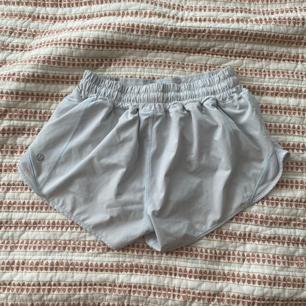 Lululemon size 4 hotty hot windmill